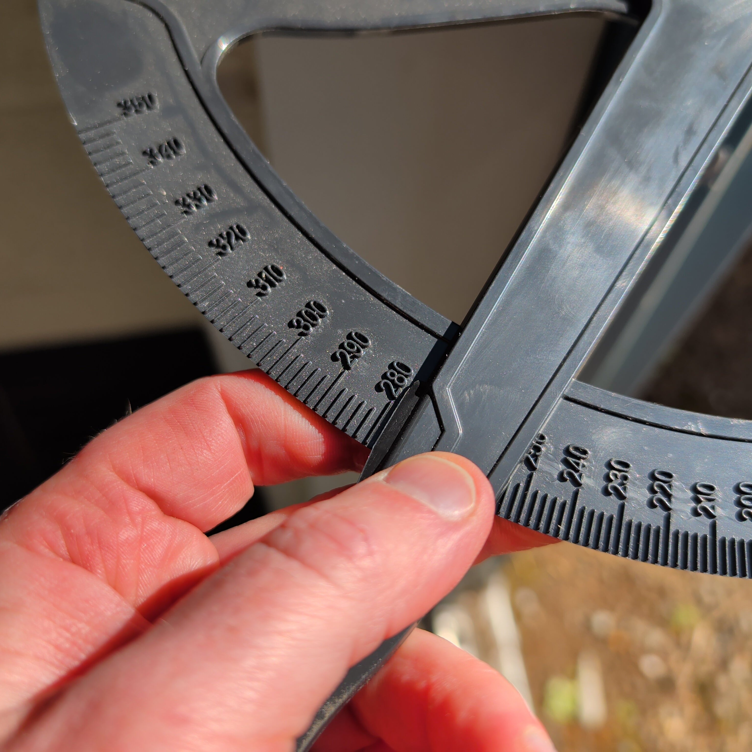 Wall Caliper and Gauge for Remedial Wall Ties